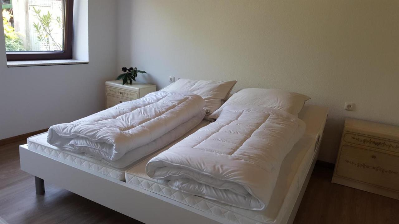 Ferienwohnungen Jedebrock Burhave Bagian luar foto